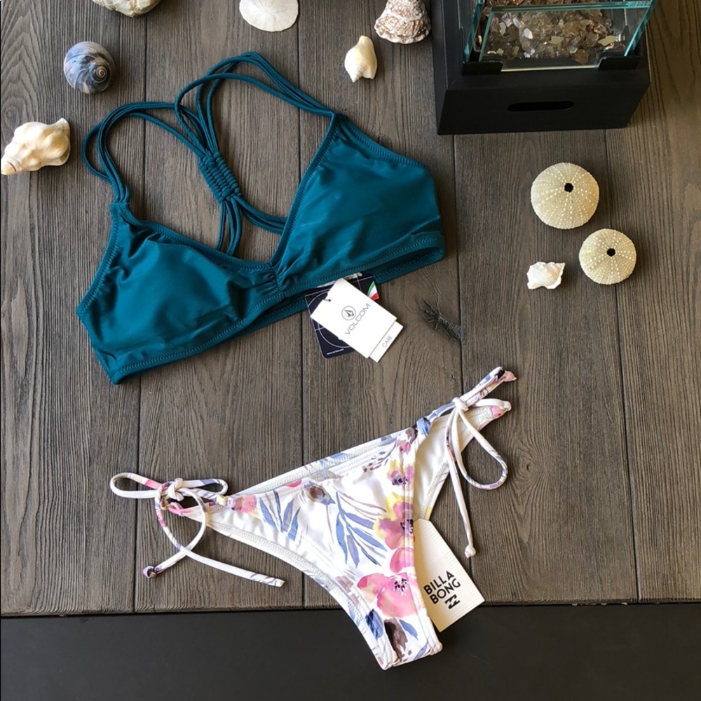 Volcom Bikini - Picture 5 of 8